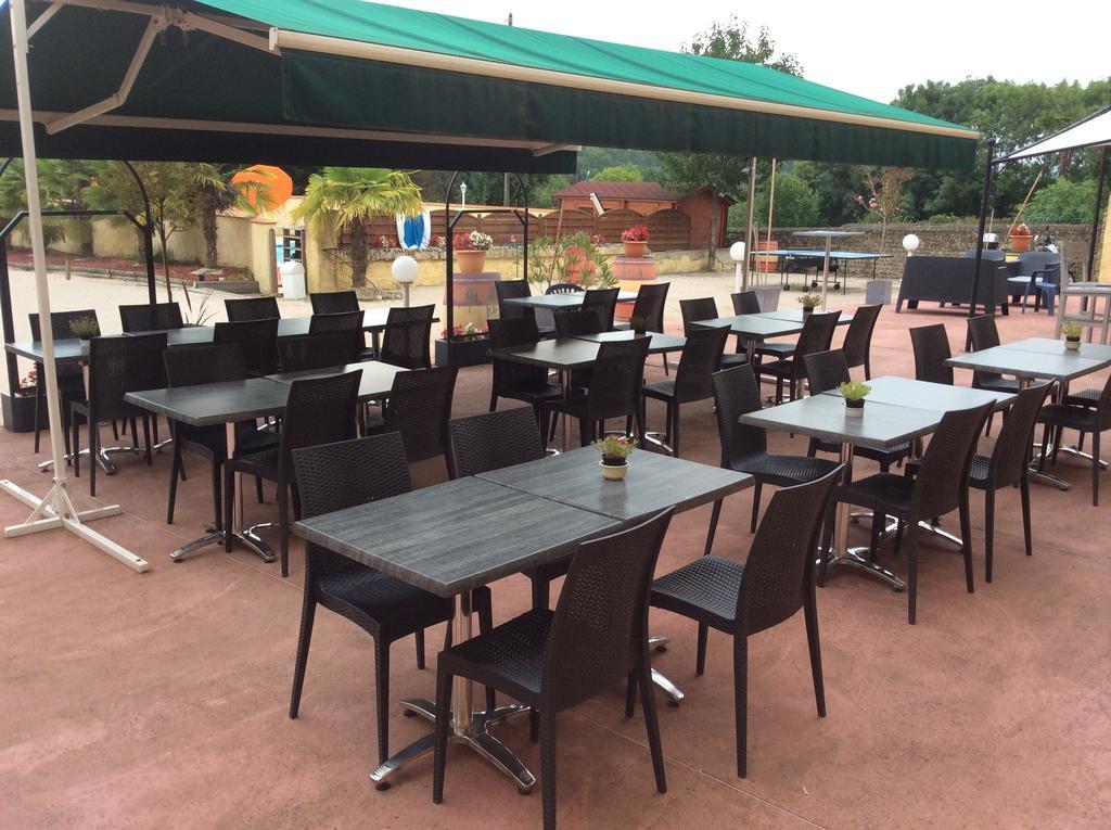 Logis Hotel L'Adourable Auberge Soublecause Bilik gambar