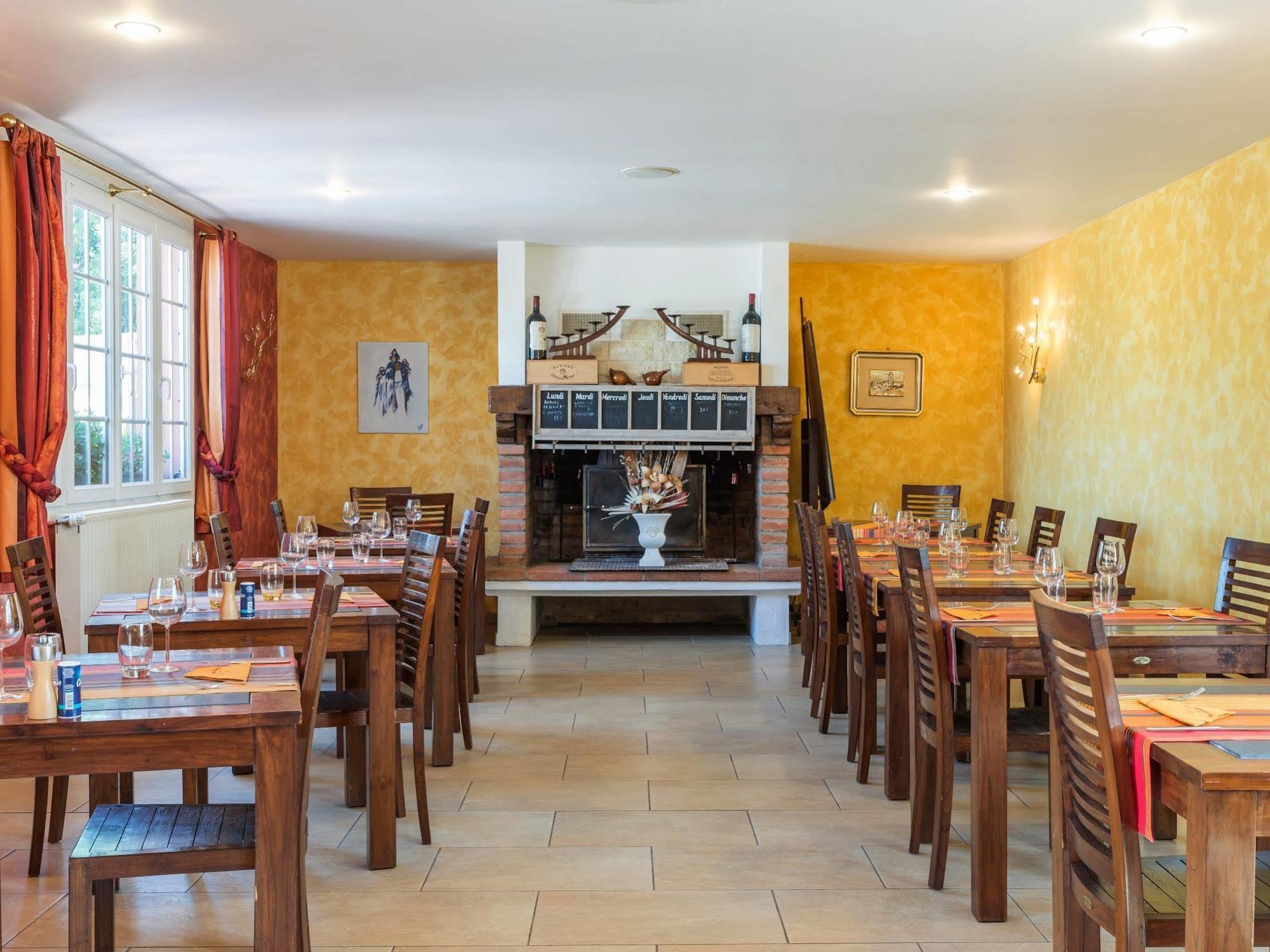 Logis Hotel L'Adourable Auberge Soublecause Luaran gambar